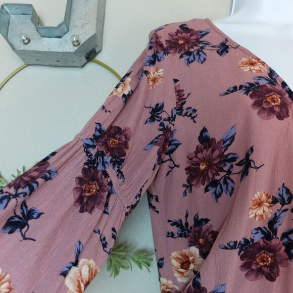 American Eagle Outfitters Mauve Floral Long Sleeves Cropped Top Size XS - Picture 5 of 9